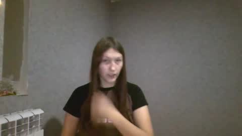 kiti_kitiss online show from October 24, 2025, 4:03 pm