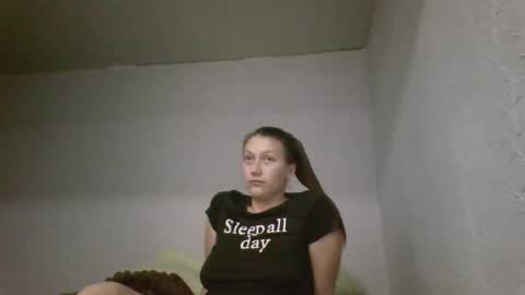 kiti_kitiss online show from November 13, 2025, 6:51 pm