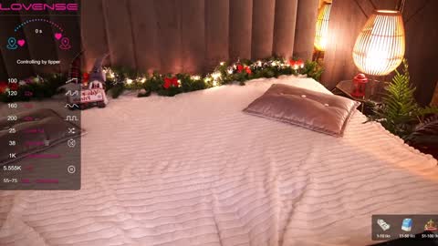 Snapshot of kitnis1love chatting on December 10, 2024, 11:30 pm kitness online show from December 10, 2024, 11:30 pm