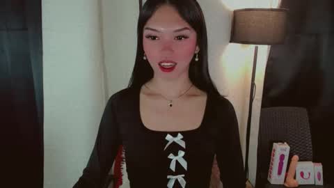 KITTY online show from October 23, 2025, 9:13 pm