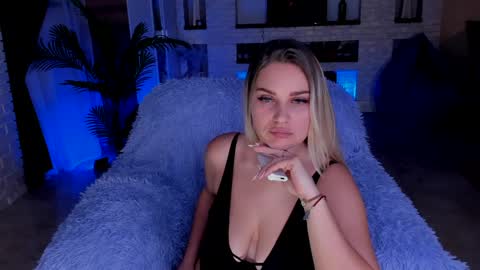 Snapshot of kittiliza chatting on January 10, 2025, 10:15 pm kittiliza online show from January 10, 2025, 10:15 pm