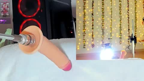 Snapshot of kitty__rosse__ chatting on October 24, 2025, 10:22 am Kitty online show from October 24, 2025, 10:22 am