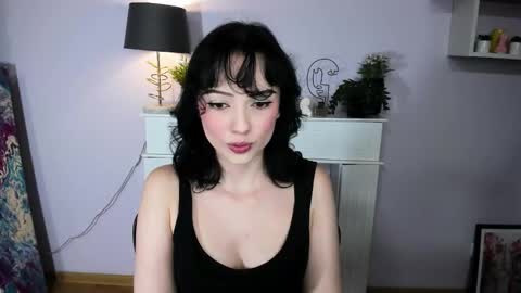 Denise online show from November 3, 2025, 11:04 pm