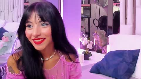 Snapshot of kitty_eliffe chatting on February 8, 2025, 9:57 pm kitty online show from February 8, 2025, 9:57 pm
