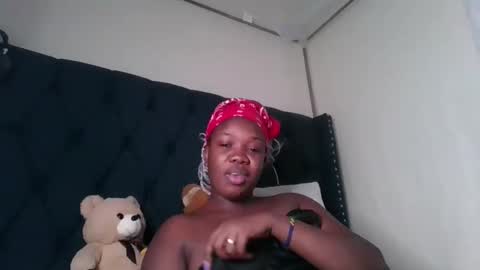 kitty_kerry online show from November 4, 2025, 10:20 pm