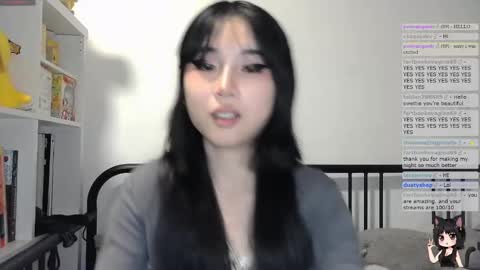 Kitty online show from November 16, 2025, 2:17 am