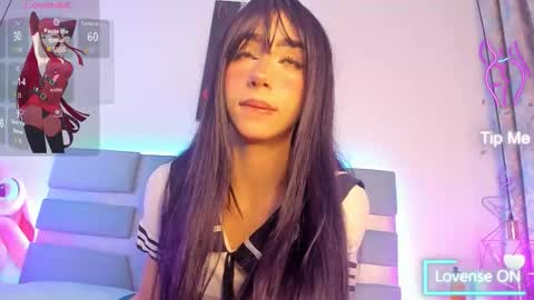 kitty_love01 online show from December 3, 2025, 12:36 pm