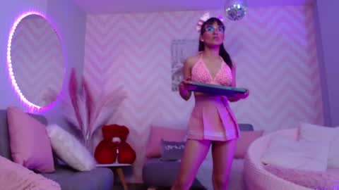 Snapshot of kitty_madness chatting on September 19, 2025, 1:01 pm KITTY online show from September 19, 2025, 1:01 pm