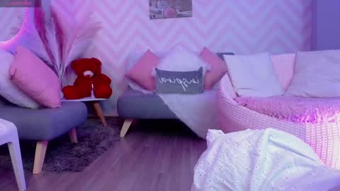 Snapshot of kitty_madness chatting on September 30, 2025, 1:27 pm KITTY online show from September 30, 2025, 1:27 pm