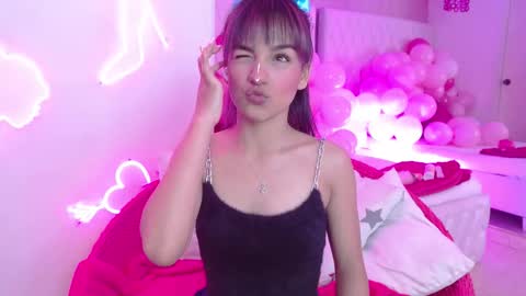 Snapshot of kitty_madness chatting on November 21, 2025, 1:21 pm KITTY online show from November 21, 2025, 1:21 pm