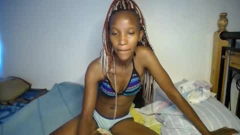 Snapshot of kittyfay_ chatting on September 14, 2025, 9:30 am Fay online show from September 14, 2025, 9:30 am