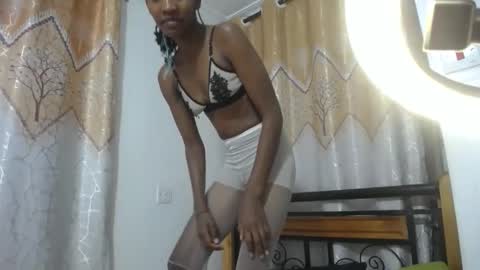 Snapshot of kittyfay_ chatting on October 25, 2025, 1:13 am Fay online show from October 25, 2025, 1:13 am