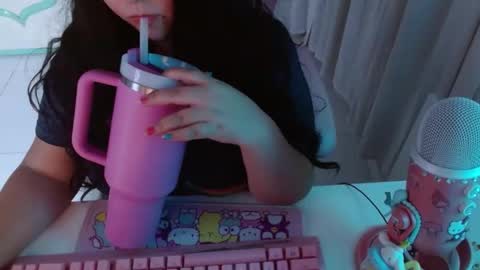 Dannita online show from September 9, 2025, 4:01 am