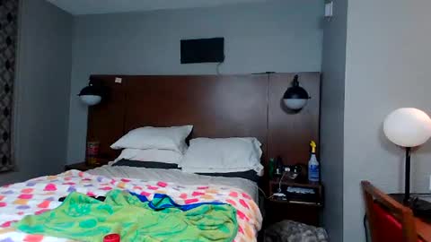 Snapshot of kittykat_1999 chatting on January 29, 2025, 11:14 pm kittykat 1999 online show from January 29, 2025, 11:14 pm