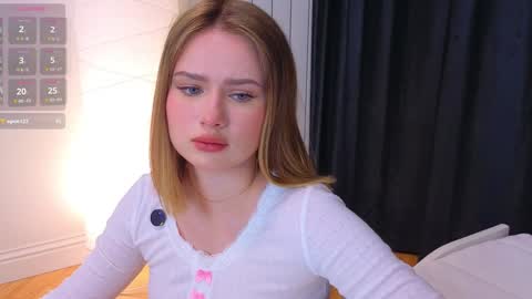 Snapshot of kittymeow_xxx chatting on December 2, 2025, 2:56 pm Sofia online show from December 2, 2025, 2:56 pm