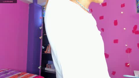 Snapshot of kittyzenn chatting on January 16, 2025, 6:59 pm Kitty Zen online show from January 16, 2025, 6:59 pm