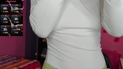 Snapshot of kittyzenn chatting on January 17, 2025, 4:15 pm Kitty Zen online show from January 17, 2025, 4:15 pm