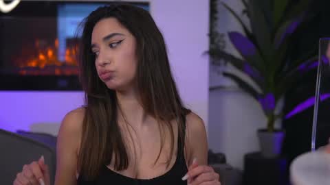 Erika online show from January 23, 2025, 4:37 pm