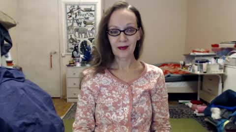 KiuminBerry online show from December 28, 2024, 6:40 pm