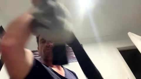 Champ online show from October 17, 2025, 4:53 pm