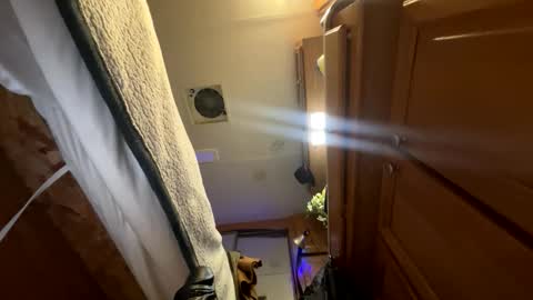 Snapshot of kjlandscapellc2022343415 chatting on October 30, 2025, 8:16 am kjlandscapellc2022343415 online show from October 30, 2025, 8:16 am