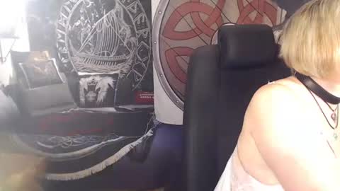 Michelle online show from February 25, 2025, 8:03 am