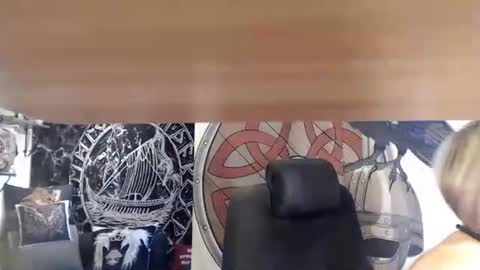 Michelle online show from September 24, 2025, 8:39 am