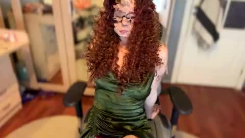 Snapshot of klementinagirl chatting on January 31, 2025, 8:33 pm Klementinafanslyklementina6661 online show from January 31, 2025, 8:33 pm