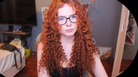 Snapshot of klementinagirl chatting on March 6, 2025, 8:59 pm Klementinafanslyklementina6661 online show from March 6, 2025, 8:59 pm