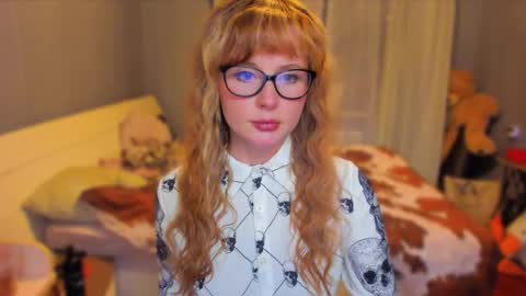 Snapshot of klementinagirl chatting on October 13, 2025, 8:20 pm Klementinafanslyklementina6661 online show from October 13, 2025, 8:20 pm