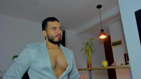 klinsmannwalton online show from November 4, 2025, 11:31 am