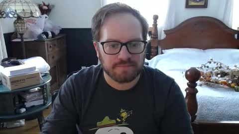 Snapshot of km0079 chatting on November 30, 2025, 7:40 pm Kris online show from November 30, 2025, 7:40 pm