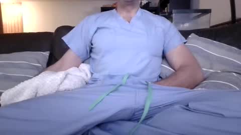 Knight3975 online show from December 4, 2025, 3:21 pm