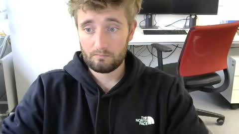 Snapshot of knisley chatting on October 21, 2025, 11:00 am Knisley online show from October 21, 2025, 11:00 am