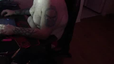 Masc Caged Bottom online show from December 21, 2025, 3:46 am