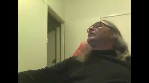 knobout online show from September 23, 2025, 10:18 am