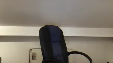 Snapshot of kobasic chatting on January 21, 2025, 7:06 pm hugo online show from January 21, 2025, 7:06 pm
