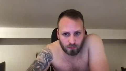 Snapshot of kobasic chatting on January 23, 2025, 7:40 pm hugo online show from January 23, 2025, 7:40 pm
