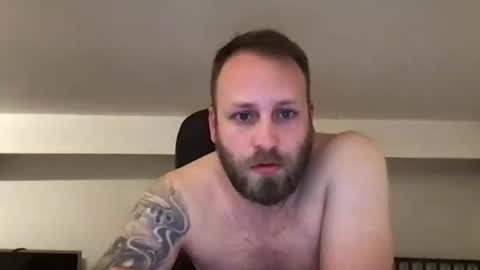 Snapshot of kobasic chatting on February 5, 2025, 5:53 pm hugo online show from February 5, 2025, 5:53 pm