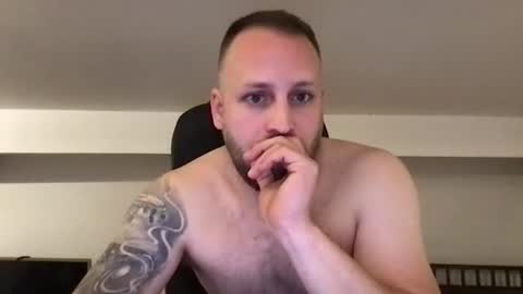 Snapshot of kobasic chatting on February 12, 2025, 9:22 pm hugo online show from February 12, 2025, 9:22 pm