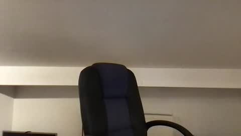 Snapshot of kobasic chatting on February 13, 2025, 9:17 pm hugo online show from February 13, 2025, 9:17 pm