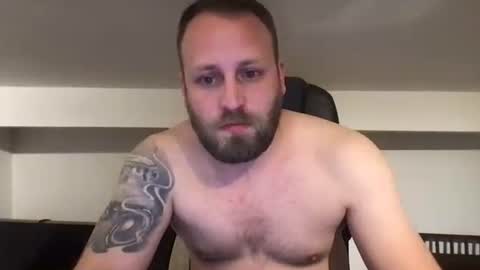 Snapshot of kobasic chatting on March 3, 2025, 7:06 pm hugo online show from March 3, 2025, 7:06 pm