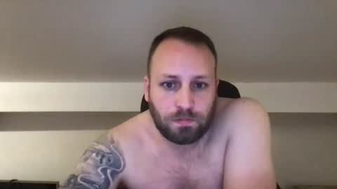 Snapshot of kobasic chatting on November 6, 2025, 1:28 am hugo online show from November 6, 2025, 1:28 am