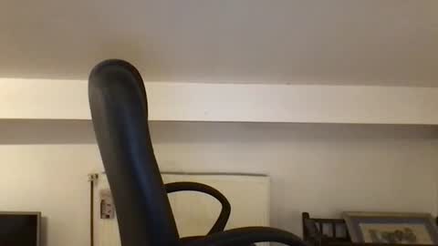 Snapshot of kobasic chatting on November 22, 2025, 12:20 am hugo online show from November 22, 2025, 12:20 am