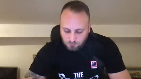 Snapshot of kobasic chatting on November 29, 2025, 2:58 am hugo online show from November 29, 2025, 2:58 am