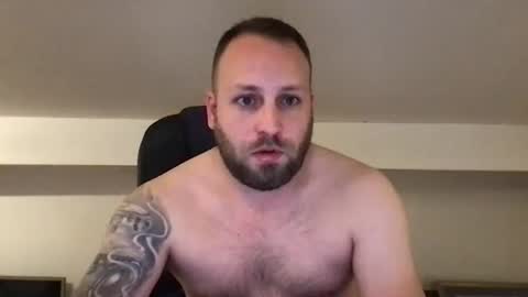 Snapshot of kobasic chatting on December 1, 2025, 11:54 pm hugo online show from December 1, 2025, 11:54 pm