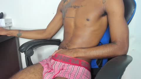 Snapshot of kofi_exotic_ chatting on December 19, 2024, 1:07 am kofi online show from December 19, 2024, 1:07 am