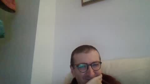 Snapshot of kolesie7 chatting on December 3, 2024, 5:12 pm JUAN CARLOS online show from December 3, 2024, 5:12 pm