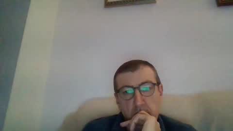 Snapshot of kolesie7 chatting on February 20, 2025, 6:35 pm JUAN CARLOS online show from February 20, 2025, 6:35 pm