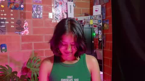 Snapshot of komatsu_ chatting on March 7, 2025, 10:21 pm  Komatsu Lilith online show from March 7, 2025, 10:21 pm